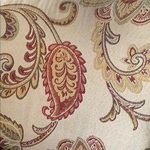 Meet your Posher, Elise